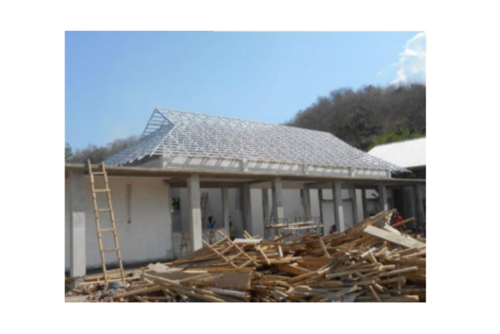 Kontruksi Atap Baja Ringan Kantor PU- Lombok